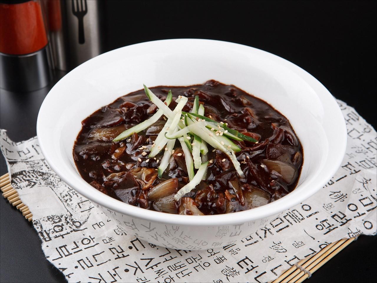 Black Bean Sauce Noodles