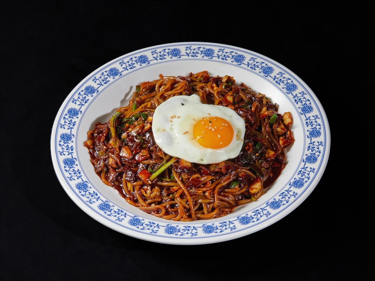 Special Thick Black Bean Sauce Noodles