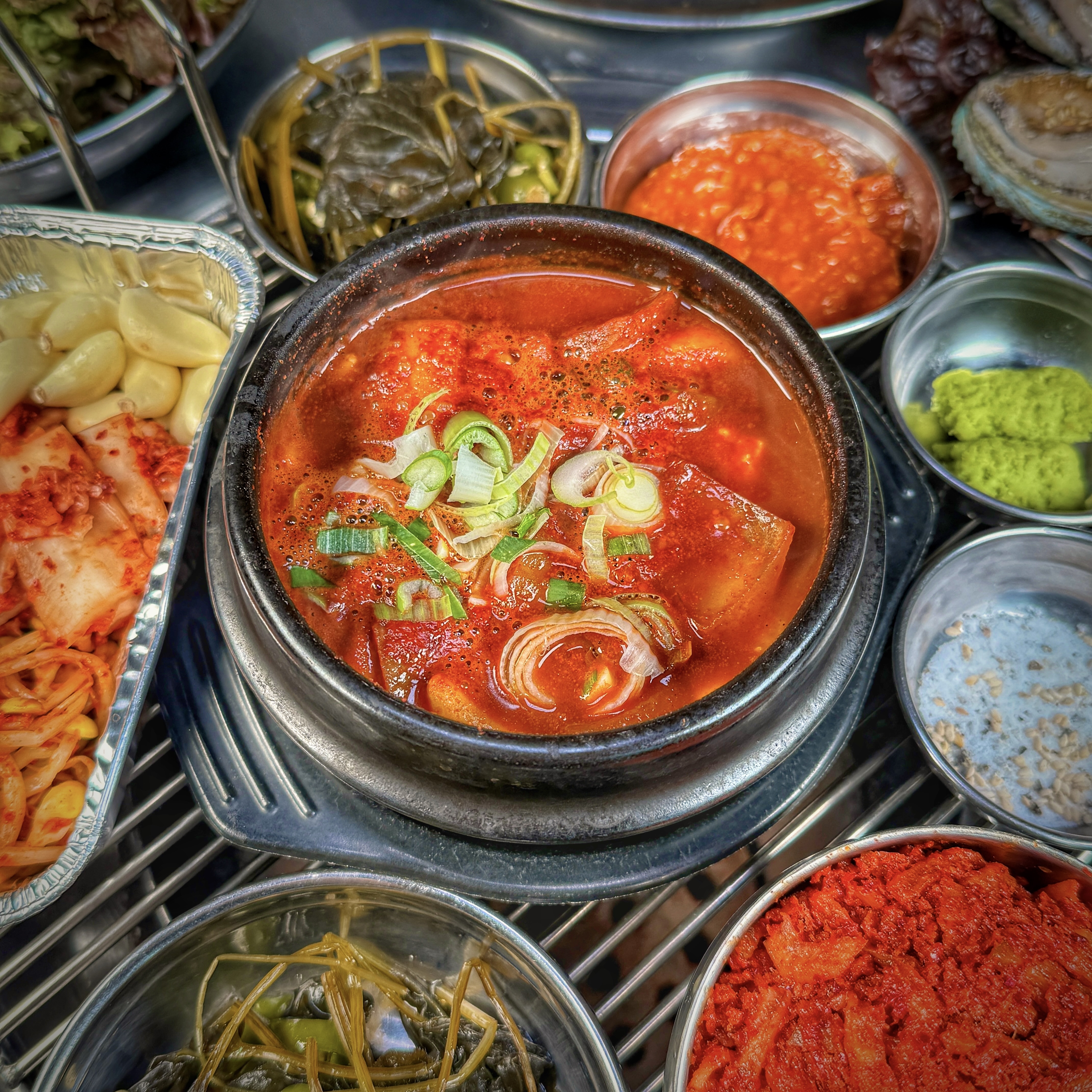 Hot Pot with Salted Anchovy Sauce