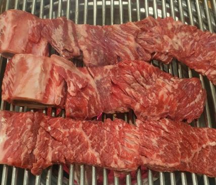 2 pieces of beef short ribs