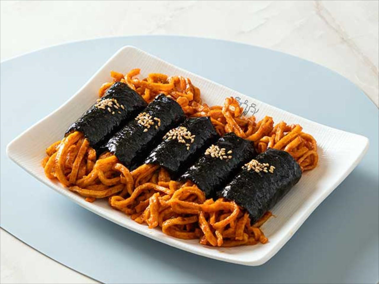 Spicy Fishcake Gimbap (5 pieces)