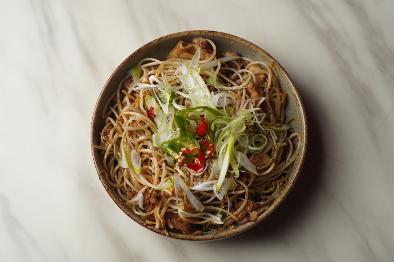 [Recommended] Stir-fried Chewy Pork and Bean Sprout