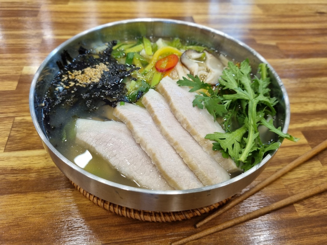 Sugal (Boiled Meat Noodle Soup)