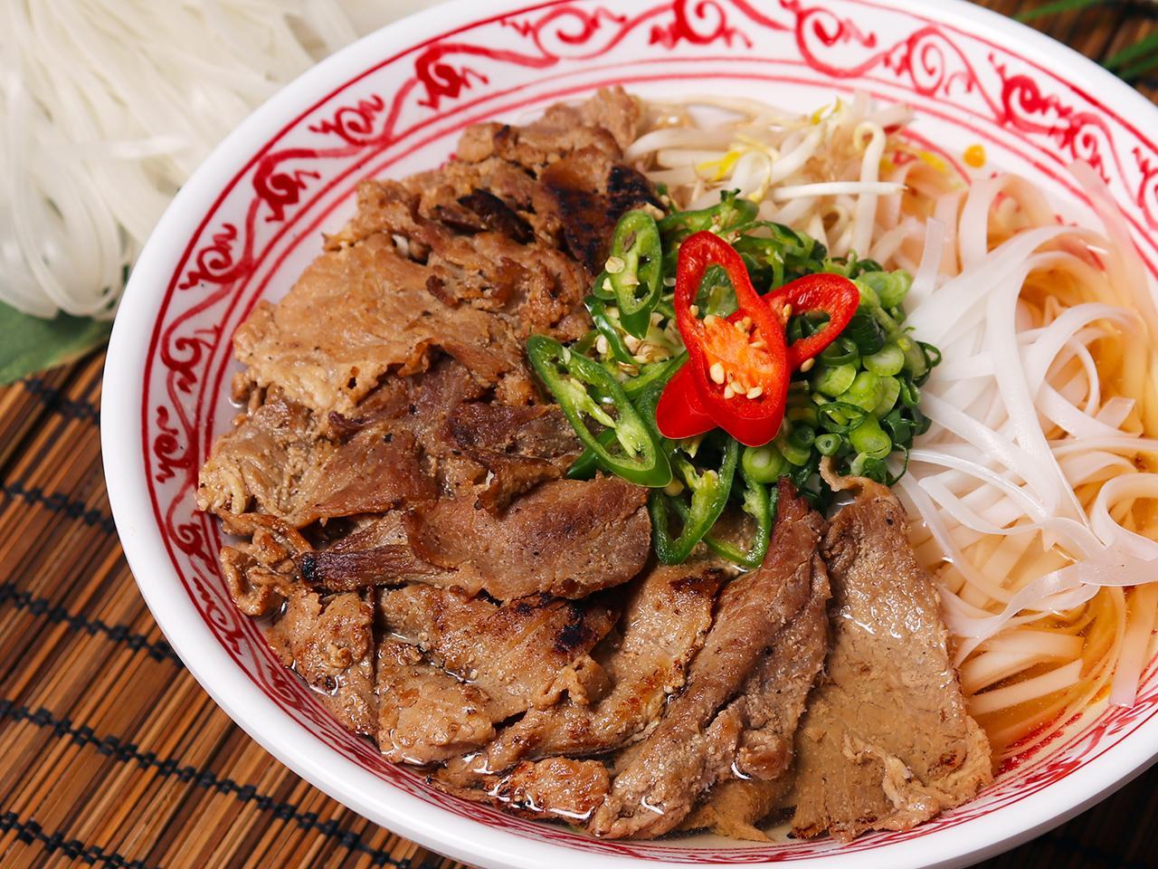 Charcoal Grilled Rice Noodle Soup