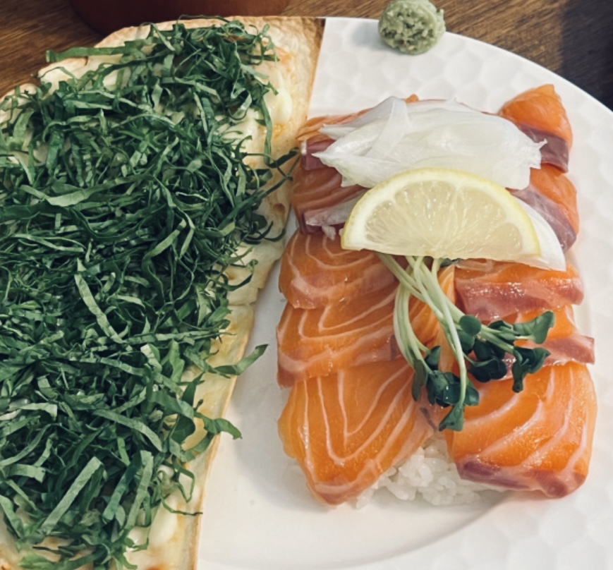 Salmon 8Pcs + Green Monster Half (1 Person)
