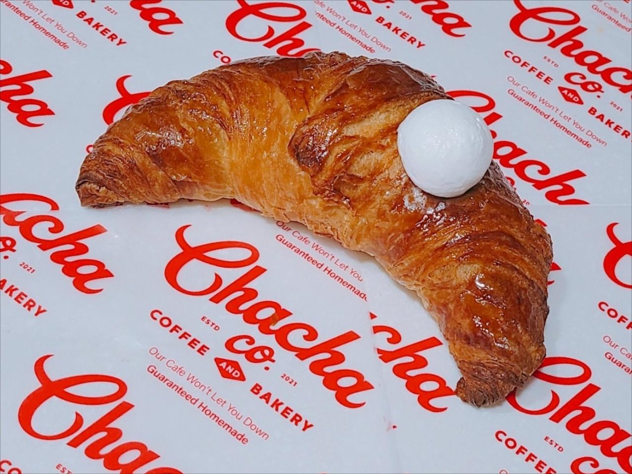 Milk Cream Croissant