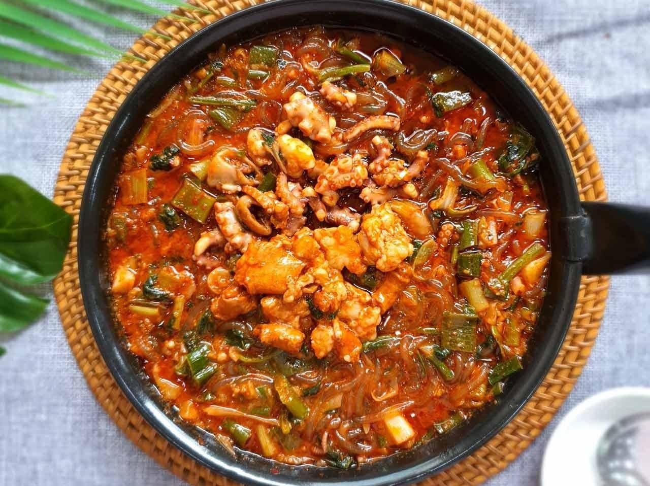 Nakgop (Stir-fried Octopus & Intestine)