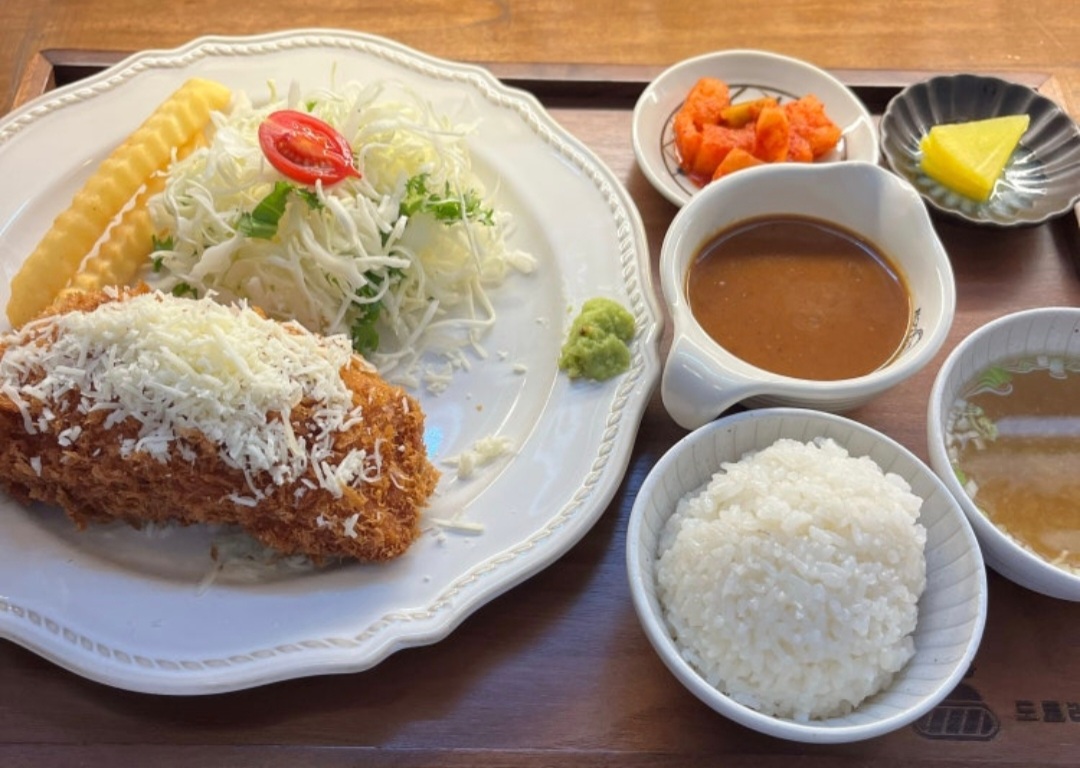 Cheese Pork Cutlet