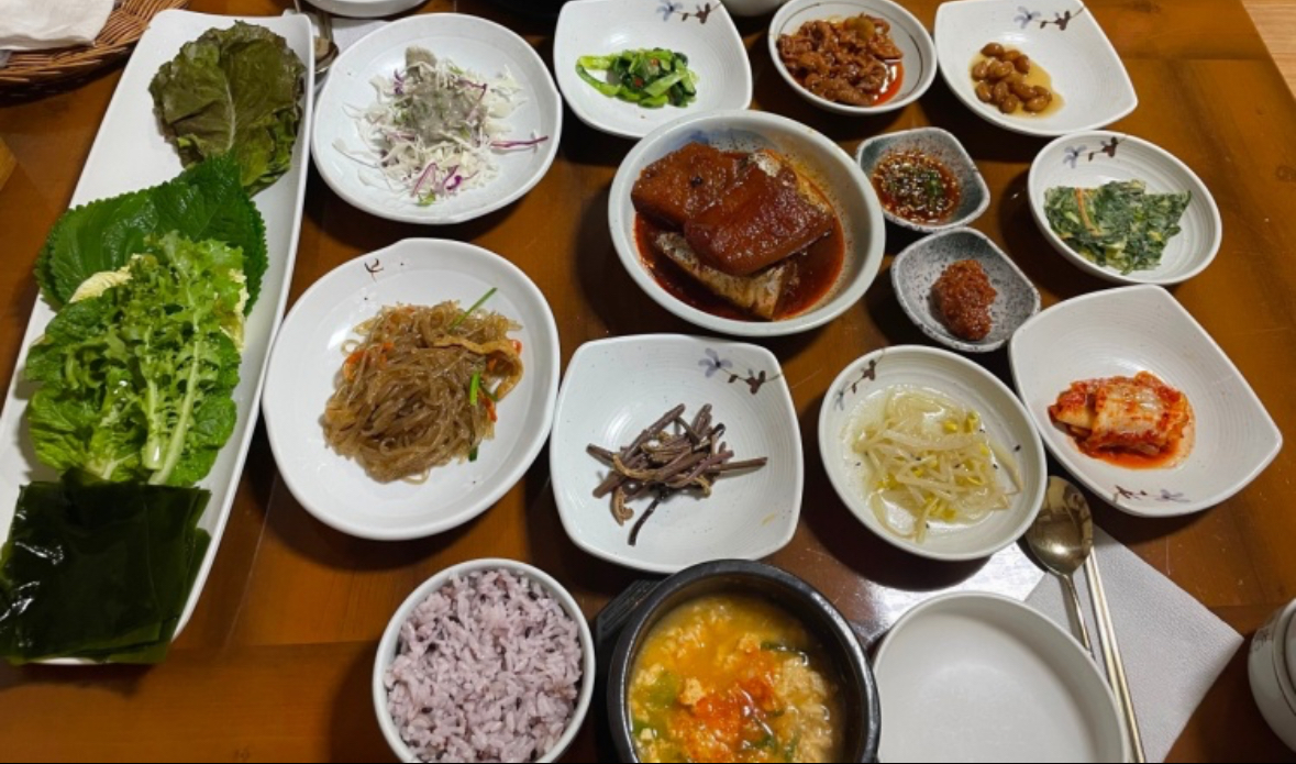 Soybean Paste and Leaf Wraps Set Menu