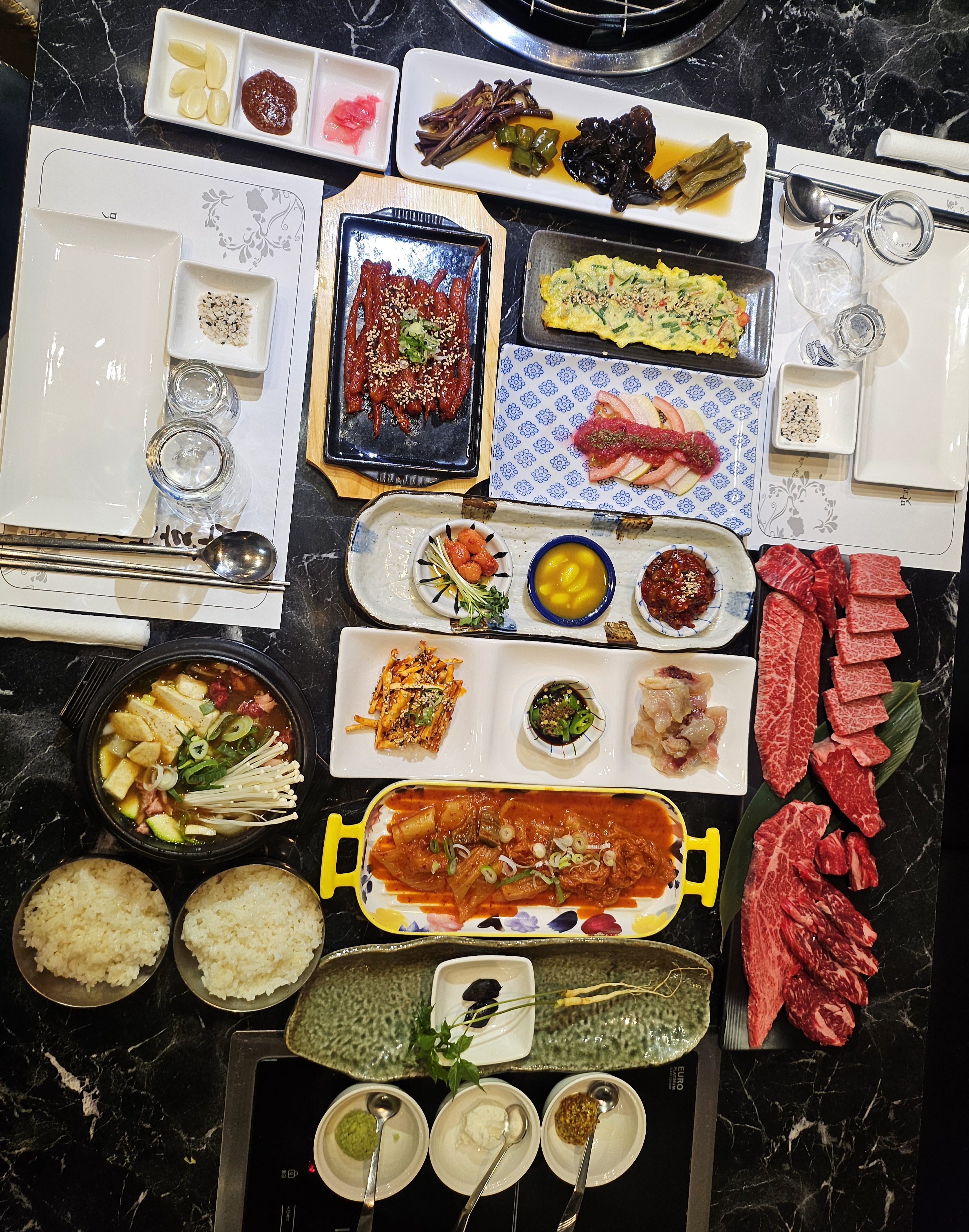 2-Person Set Menu (Korean Beef 400g + Soybean Paste Jjigae + 2 Steamed Rice)