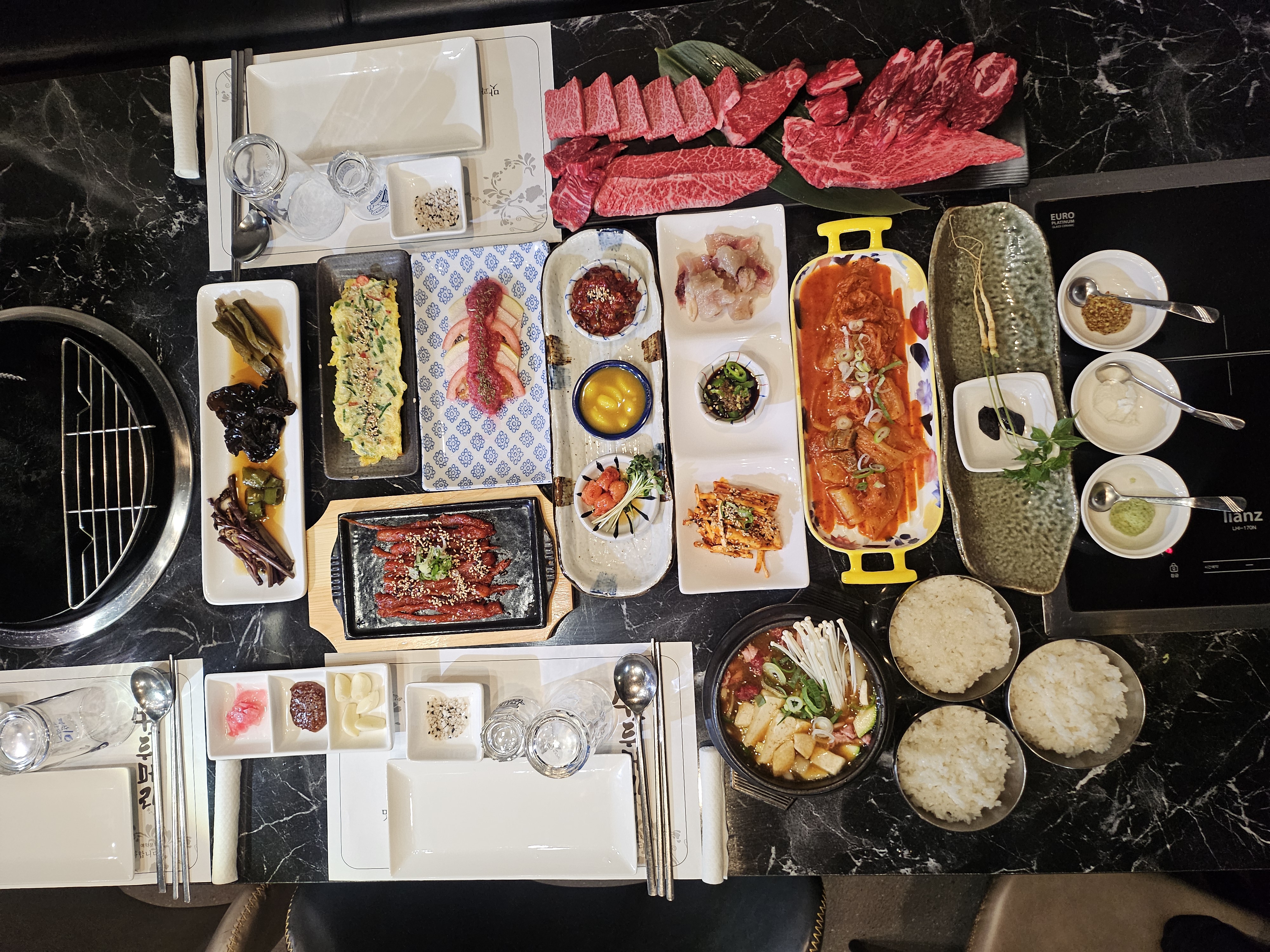 3-Person Set Menu (Korean Beef 600g + Soybean Paste Jjigae + 3 Steamed Rice)