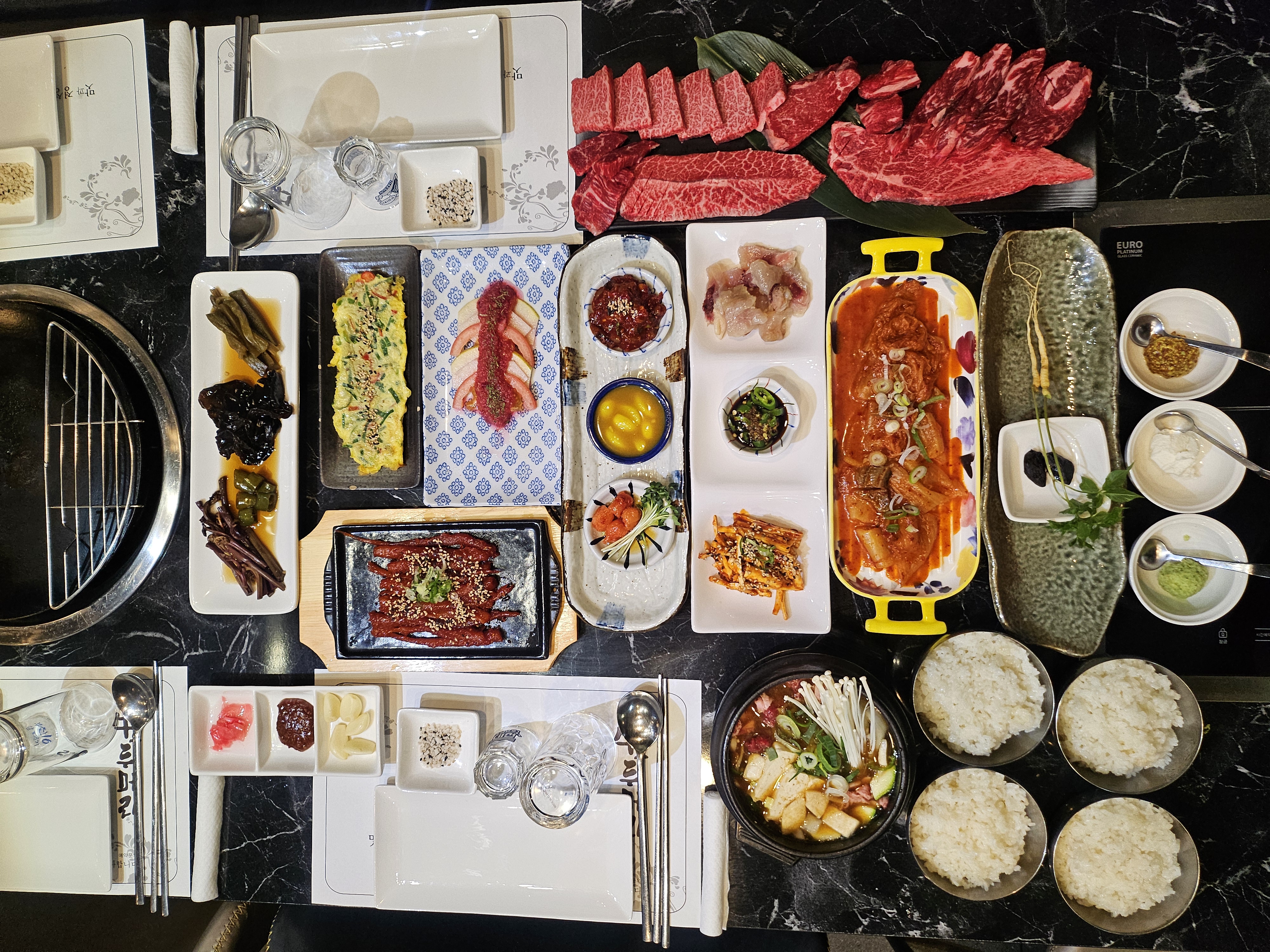 4-Person Set Menu (Korean Beef 800g + Soybean Paste Jjigae + 4 Steamed Rice)