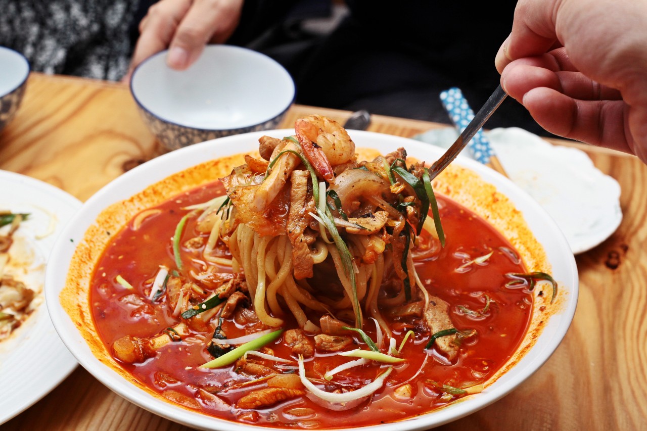 Spicy Seafood Noodle Soup with Meat
