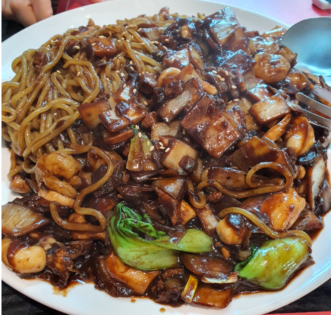 Jumbo Black Bean Sauce Noodles