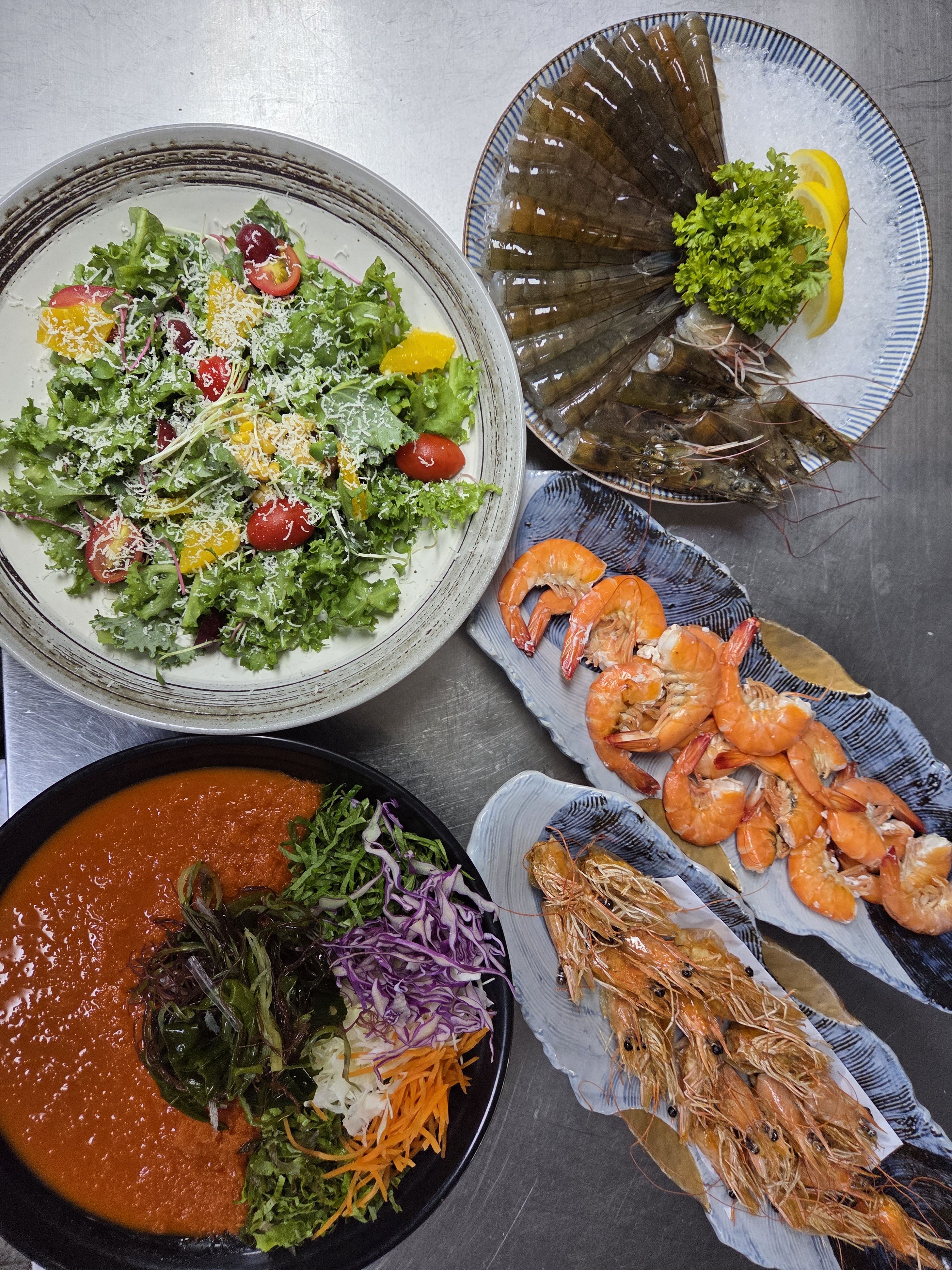 King Prawn Platter (Half-and-Half) + Deep-fried Shrimp Heads (3 Servings)