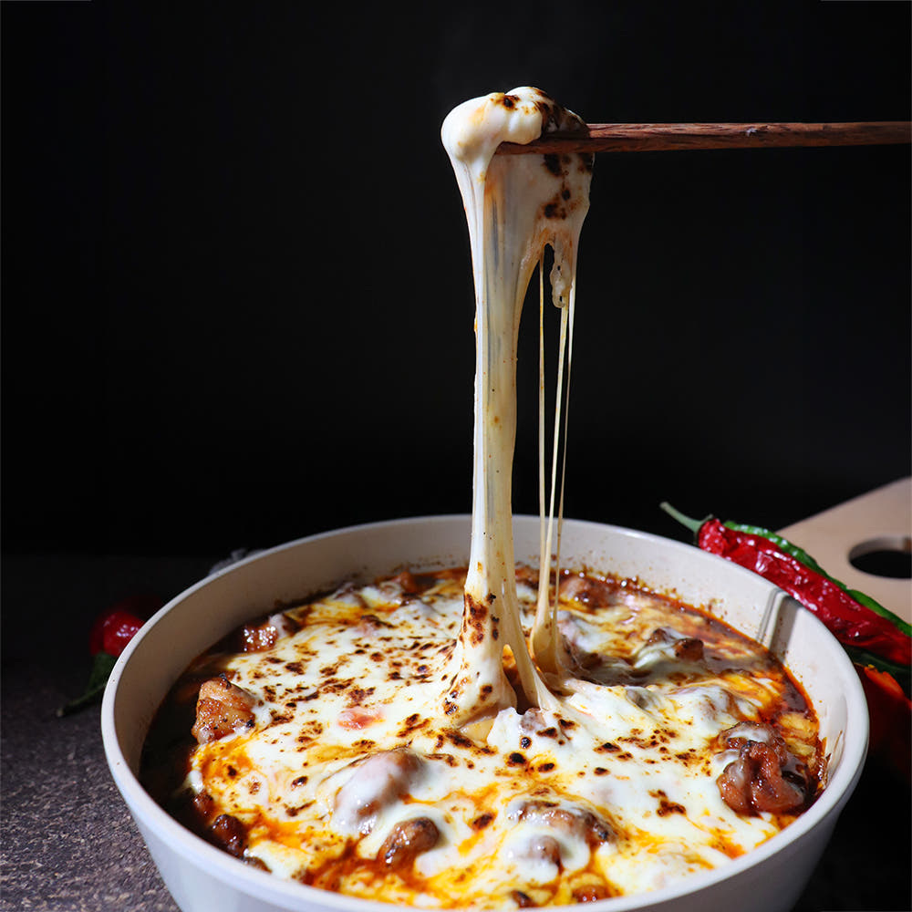 Spicy Stir-fried Chicken with Cheese