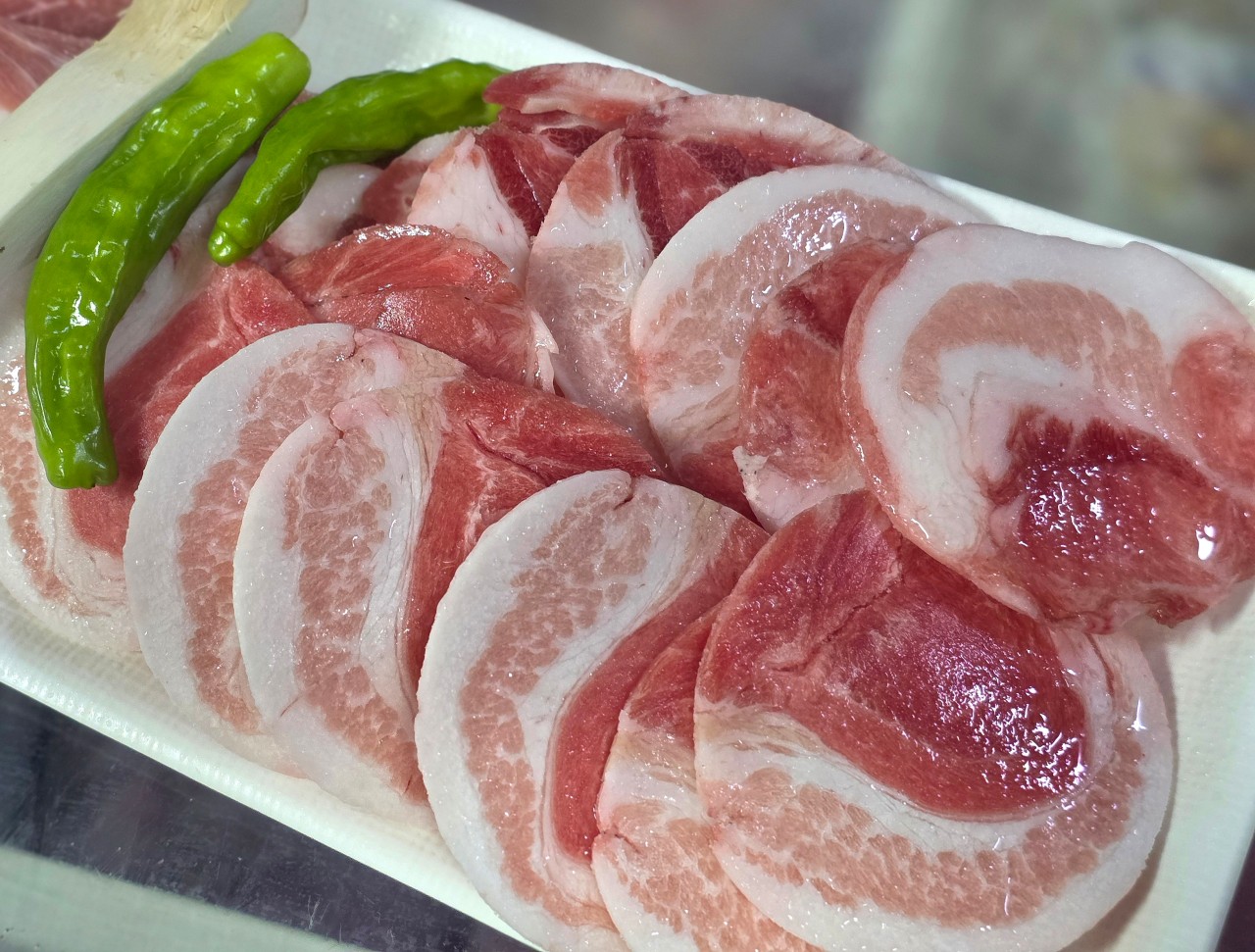 Chewy Pork Neck 3mm 200g