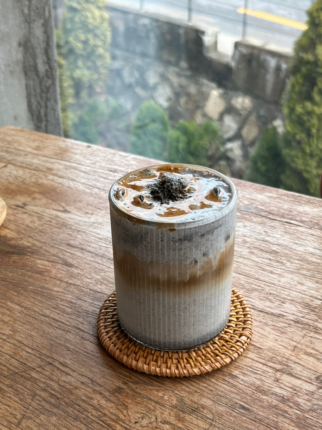 Black Sesame Einspänner (Only Iced)