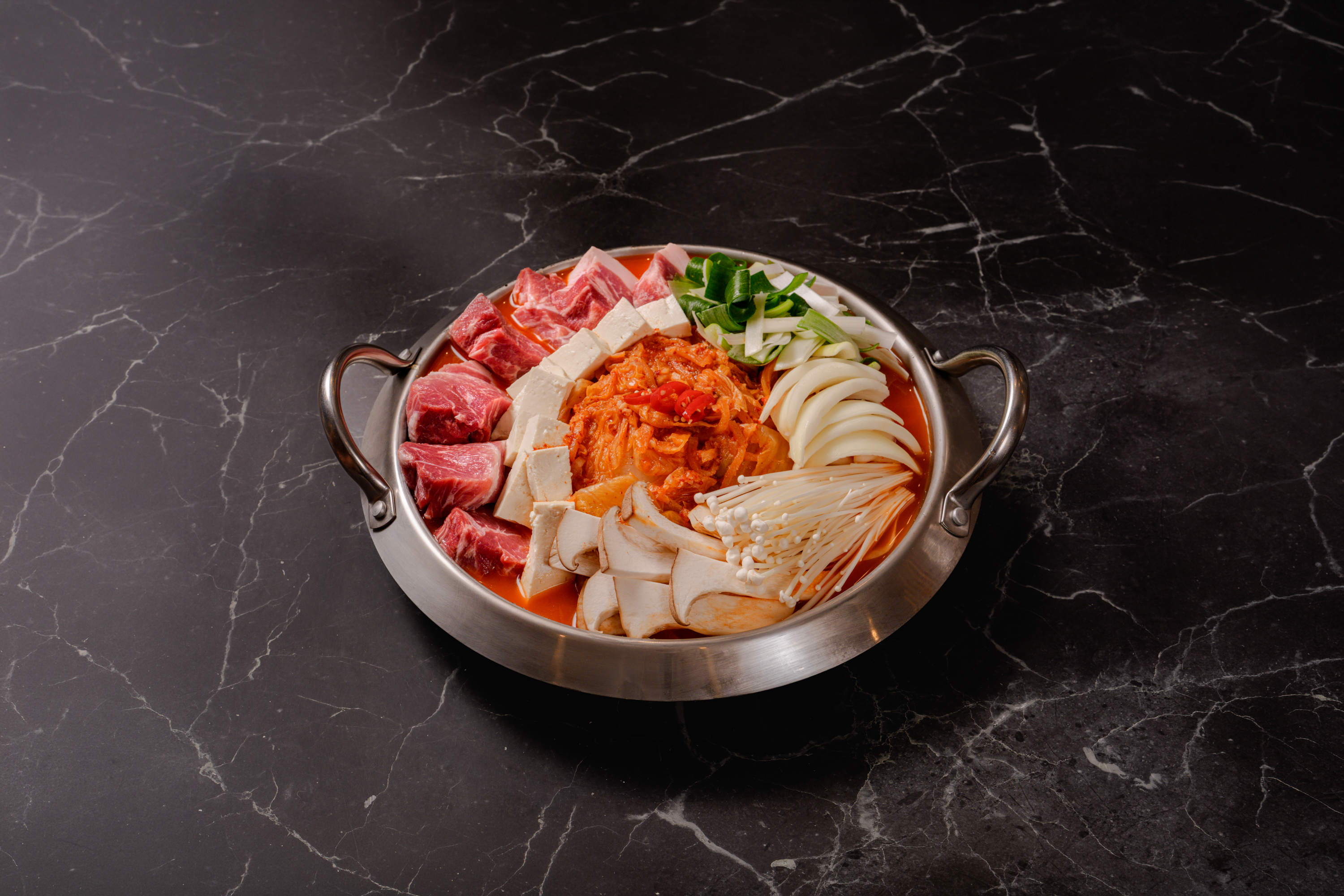 Set Menu) Fresh Pork and Kimchi Jjigae (For 3 Servings)