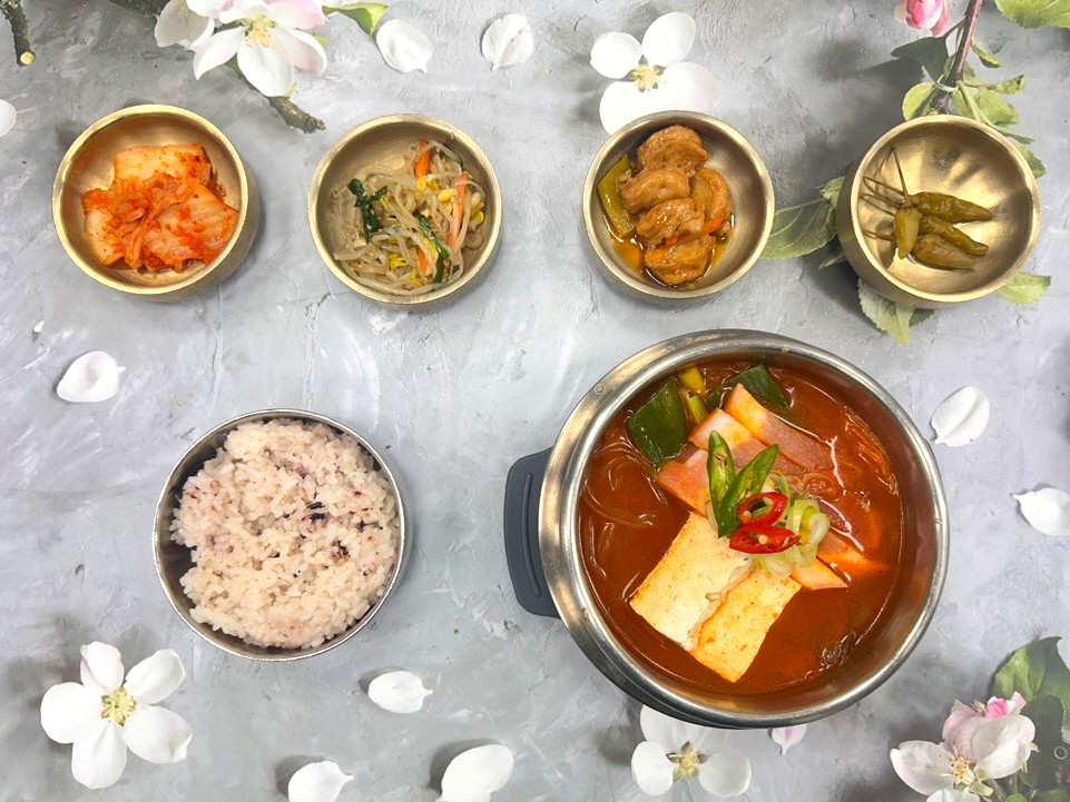 Black Pork Kimchi Jjigae