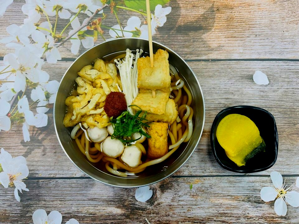 Spicy Fish Cake Pot Udon