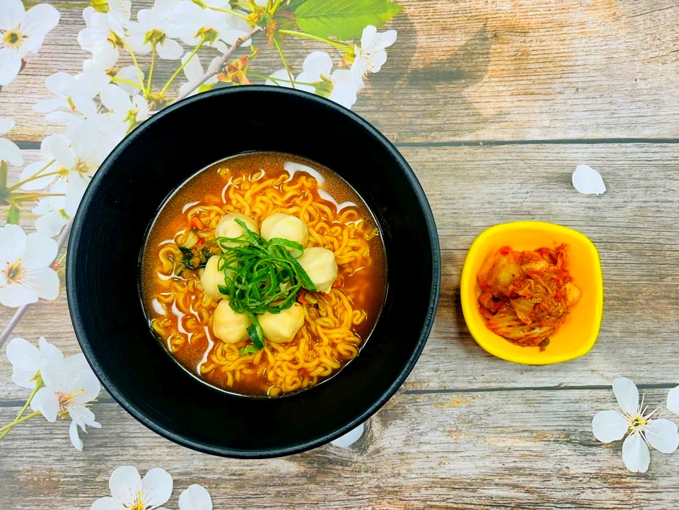 Fishcake Ball Insant Noodles