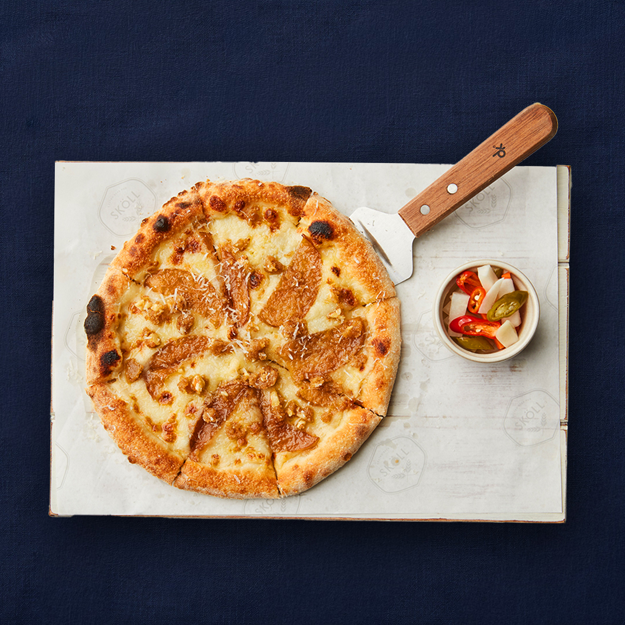 Apple Quattro Pizza