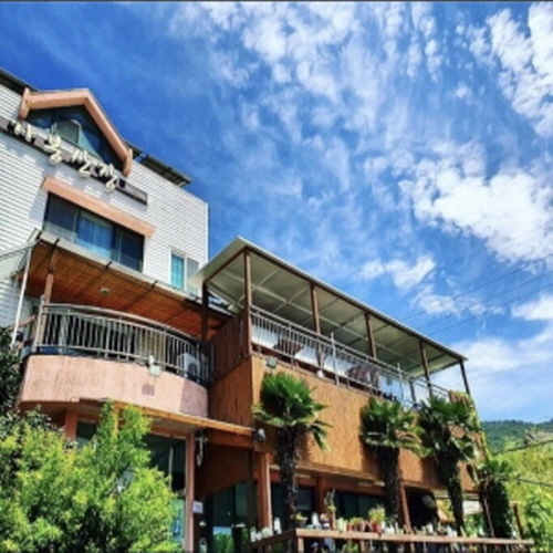 자봉산장